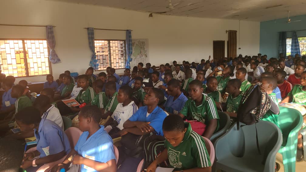Second Picture Nkondjock Students listening to the talk